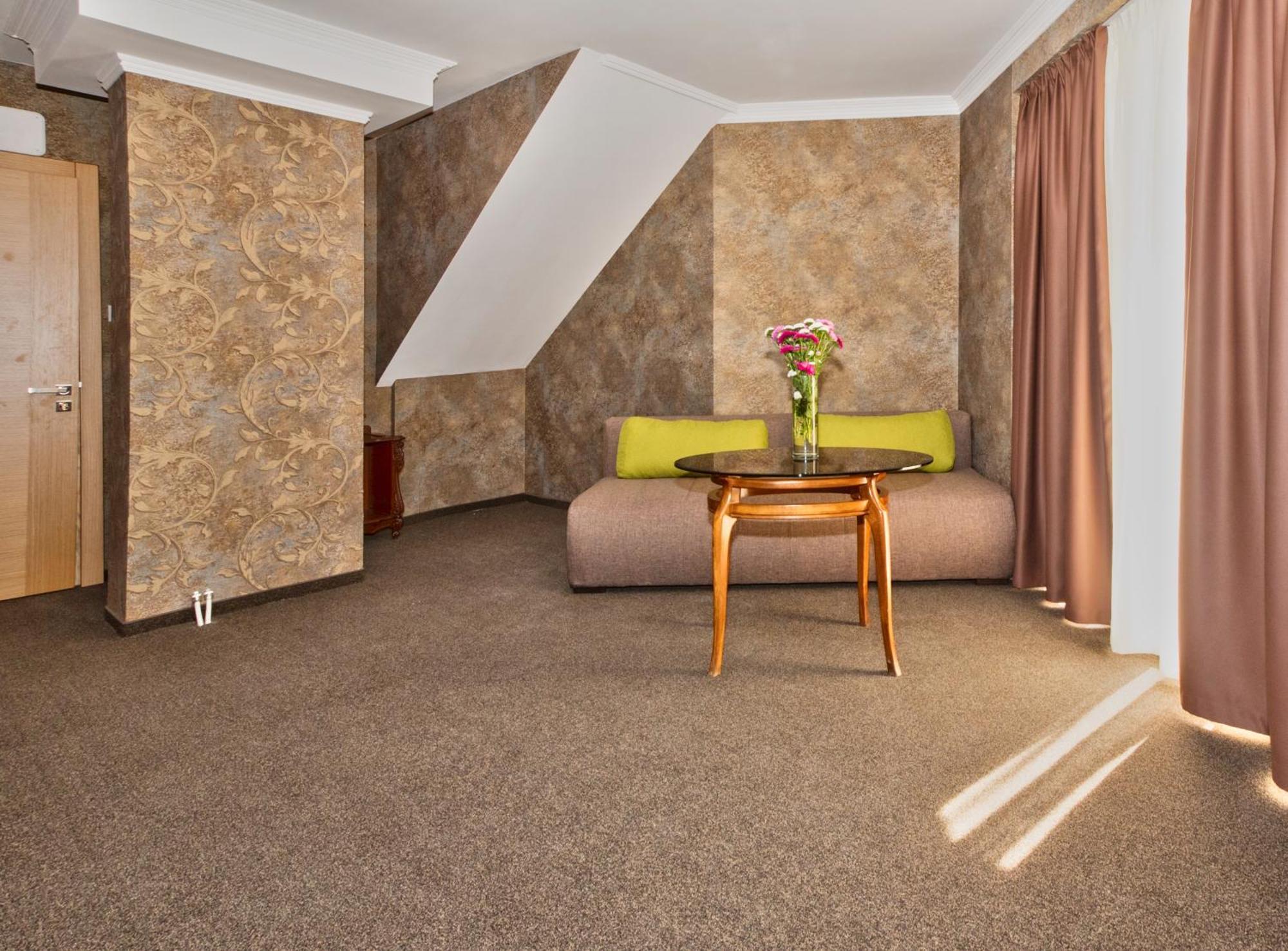 Hotel Perfect Varna Extérieur photo