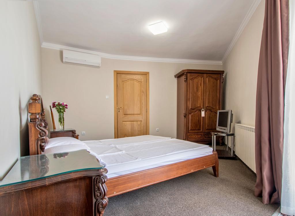 Hotel Perfect Varna Extérieur photo