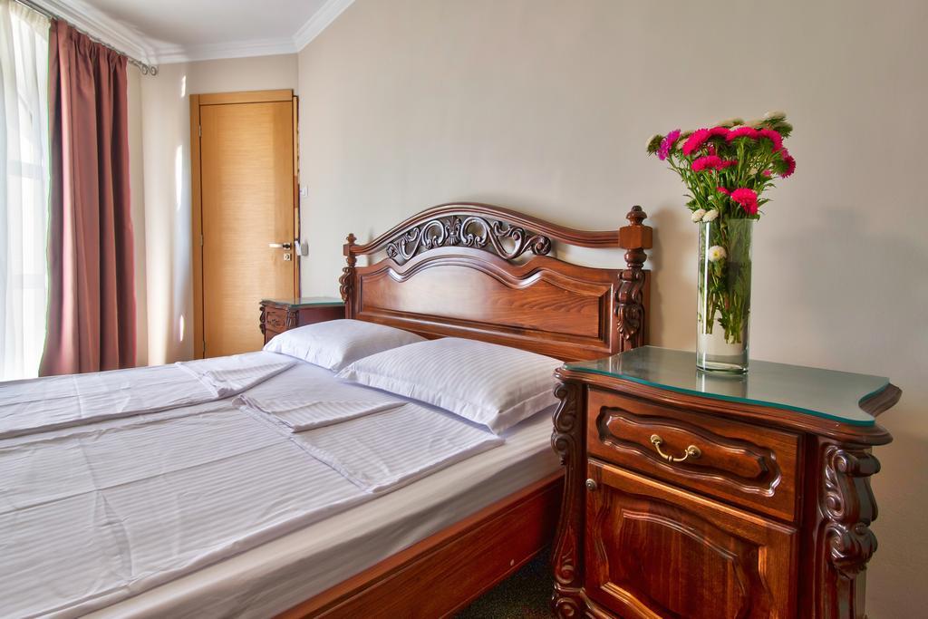 Hotel Perfect Varna Extérieur photo