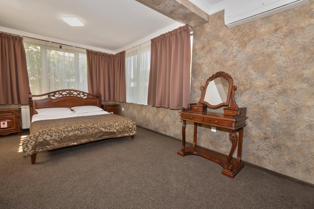 Hotel Perfect Varna Extérieur photo
