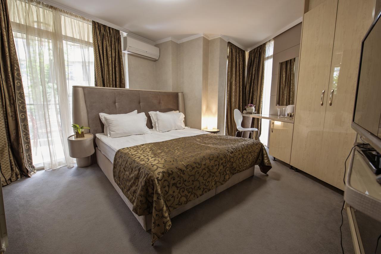 Hotel Perfect Varna Extérieur photo
