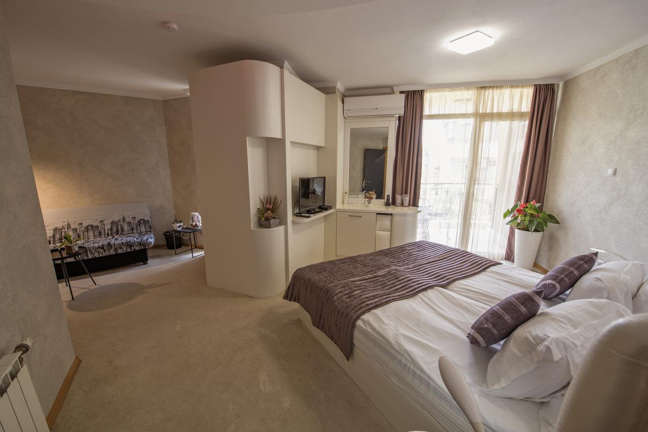 Hotel Perfect Varna Extérieur photo