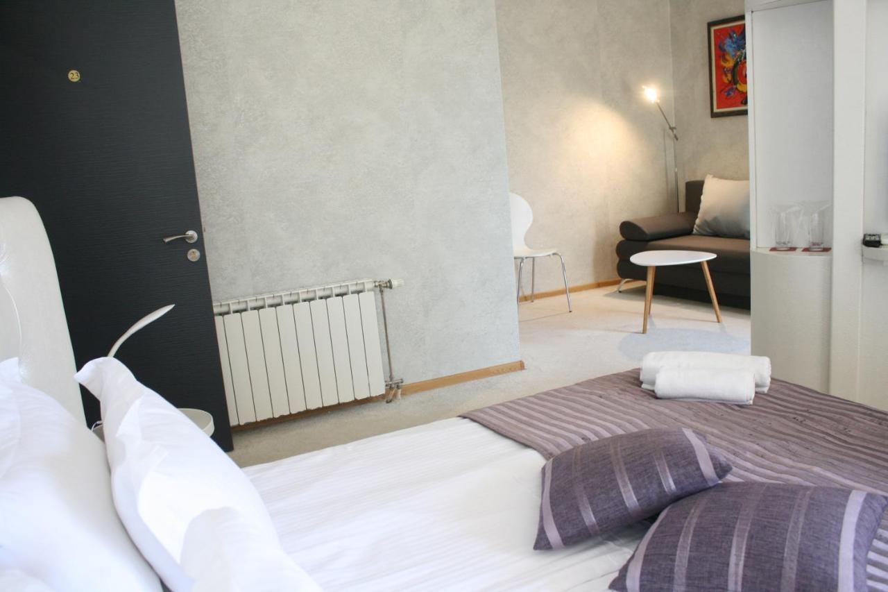 Hotel Perfect Varna Extérieur photo